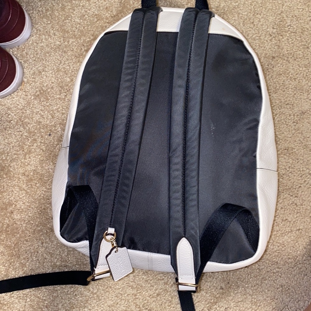 Coach backpack - Picture 2 of 4